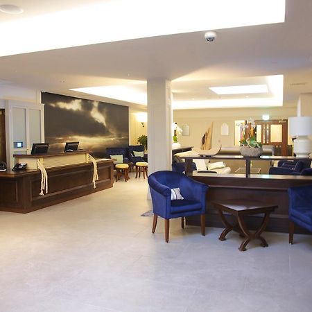 Waterfront Hotel Dungloe Buitenkant foto